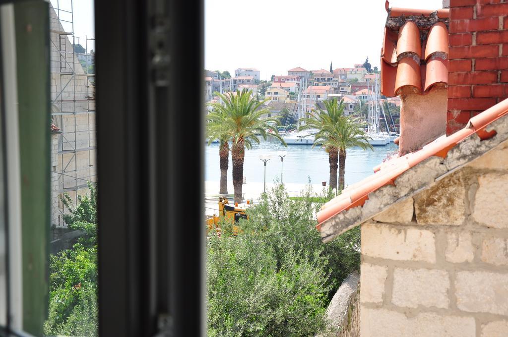 Apartment Ana Trogir Rum bild