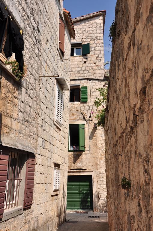 Apartment Ana Trogir Rum bild